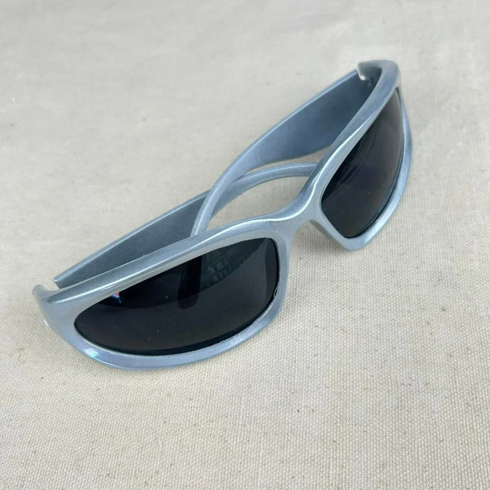 Vintage Y2K surfer style silver rounded sunglasses cyber grunge techno